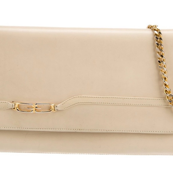 Elegant Cream Chain Strap Women's Bag